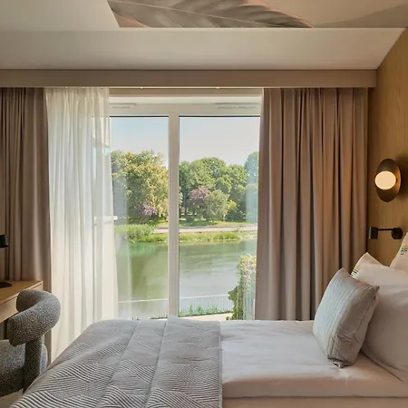 Apartmanhotel Persante Sunrise Collection By Downtown 3*